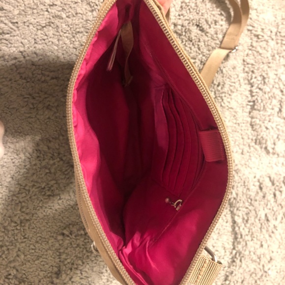 Baggallini Purse! - Picture 4 of 4